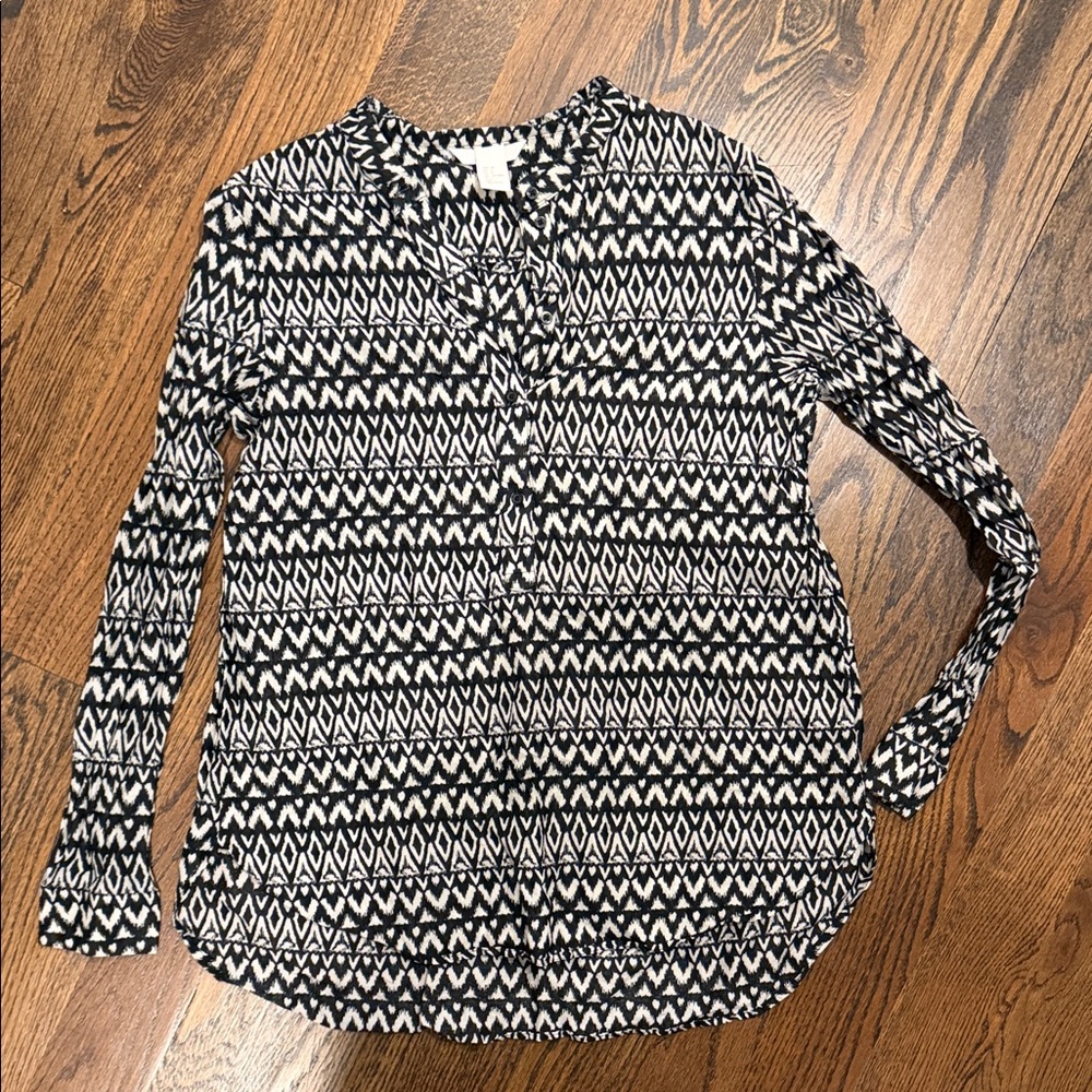 H&M Black and White Patterned Blouse